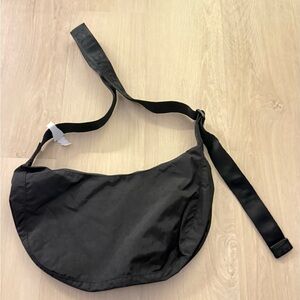 BAGGU Black Crossbody Bag